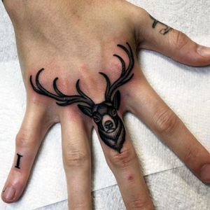 📸&💉 Alessandro De Cola⚫ Est. 2019🇮🇹 Italy📳 Contact on Tattoodo