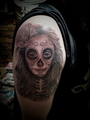 Day of the dead tattoo using clients girlfriend as reference, done today.