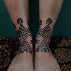 Tattoo by Xapiripa #Xapiripa #blackwork #tribal #Hindu #ornamental #patternwork #dotwork #linework #spirituality