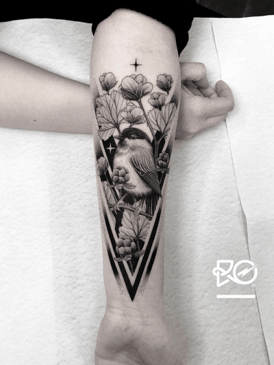 By RO. Robert Pavez • Sweet Willow Tit • Done in studio ZOI TATTOO • Stockholm 🇸🇪 2019 #engraving #dotwork #etching #dot #linework #geometric #ro #blackwork #blackworktattoo #blackandgrey #black #tattoo #fineline