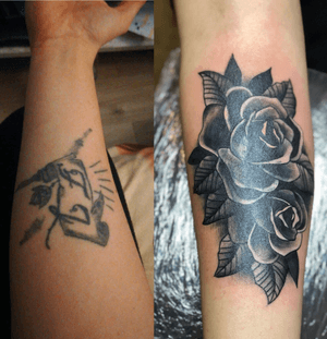 #tattoo #tattoos #tattooed #tattooing #coverup #black #rose #ink #inked #artist #hannesziemke #tattoostudiodiamond #germany 