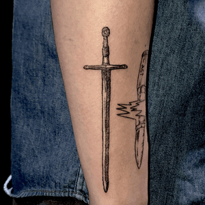 Sword of Balian #linework #blackwork #sword #medieval 
