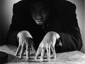 The Night of the Hunter - Robert Mitchum #GoldenGlobes #GoldenGlobes2019 #Hollywood #tattooculture #tattoohistory