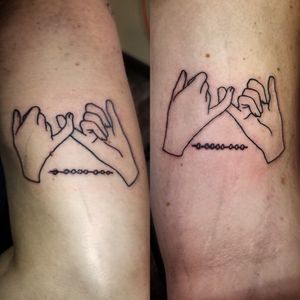 Matching mommy daughter tats 