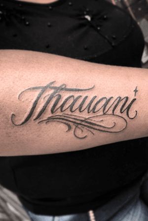 Lettering - Thauani
