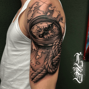 Done by Lex van der Burg @lbatattoos @swallowink @iqtattoogroup @needlearttattoo @incktattoos #tat #tatt #tattoo #tattoos #tattooart #tattooartist #realistic #realistictattoo #neotraditional #compasstattoo #compass #map #maptattoo #rope #ropetattoo #inkee #inkedup #inklife #inklovers #art #bergenopzoom #netherlands
