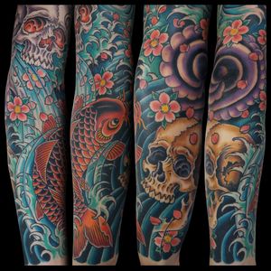 Japanese arm #japanesetattoo #japanese #irezumi #traditional #traditionaltattoo #color #romatattoo #sleeve #flashtattoo #tattooartist #tattooworkers #skinartmag #koi #koifish #skull #skulltattoo #sakura #horimono #Tattoodo 