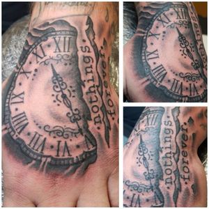 Clock "nothings forever" #tattoosbyerock #artisticskindesigns #indiana #indianatattooer #midwesttattoo #indianapolis #colortattoo #boldtattoos #cleantattooseverytime #tradworkers #boldwillhold #cleanlinesmatter #tattoo #tattoos #tat2 #inked #naptown #indianaartists #indy #coryrogerstattoomachines #eternalinks #greengold #electrumstencilprimer #electrumsupply #kingpintattoosupply #bold #tattoosformen #tattoosforwoman #tattooed 
