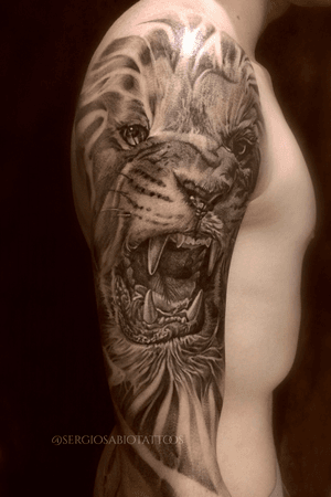 Lion #3rl #sergiosabiotattoos #tattoodo #tattooinrussia #tattooinmoscow #tattoo #татуировка #татувмоскве #blackandgreytattoo #tattooartist #blackandgray #sevastopoltattoo