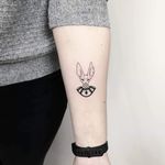 Beerus 😈 More works on my instagram: @nikita.tattoo #tattooartist #tattooart #linework #lineworker #lineworktattoo #thinlinetattoo #fineline #dotwork #beerus #beerustattoo #dragonballtatttoo #minimalistic #minimalistictattoo #tattooideas 