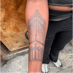 Merci didi pour ce super projet que j’ai kiffer a là morts !!!!Amen 🙏 #bims #bimskaizoku #bimstattoo #eglise #mandalatattoo #ligne #paris #paname #paristattoo #tatouage #amen #tattoo #tatt #tattoos #tatts #tatto #tattos #tatted #tattooed #tattrx #tattoostyle #tattooer #tattoomodel #tattoodo #tattooideas #tattoolove #tattooing #tattoosleeve #tattoodesign 