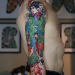 Tattoo by Luca Ortis #LucaOrtis #tattoodoambassador #Japanese #Japanesetattoo #Irezumi #geisha #mapleleaf #leaves #fall #nature #cat #clouds