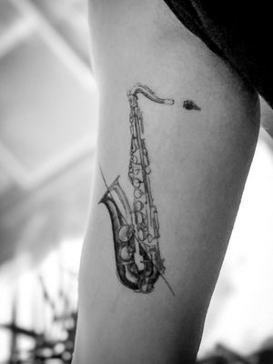 Tenor Saxophone #tattoo #tattoos #tat #ink #inked #tattooed #tattoist #art #design #instaart #instagood #photooftheday #tatted #instatattoo #bodyart #tatts #tats #amazingink #tattedup #inkedup #saxophone 