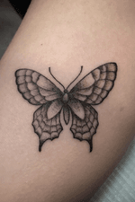 Fine line butterfly. #singleneedle #blackandgrey #tattoo #buterflytattoo #butterfly #smalltattoo #simple #dotwork 