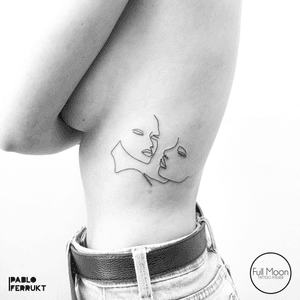 Connected sisters for @lea00caro, thanks so much! ⠀ Appointments at email@pabloferrukt.com⠀ #sisterstattoo .⠀ .⠀ .⠀ .⠀ #tattoo #tattoos #tat #ink #inked #tattooed #tattoist #art #design #instaart #geometrictattoos #walkindwelcomed #tatted #instatattoo #bodyart #tatts #tats #amazingink #tattedup #inkedup⠀ #berlin #berlintattoo #abstacttattoo #minimalistictattoo #berlintattoos #plant #fineline #tattooberlin #finelinetattoo