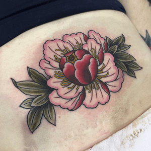 Pink and red peony flower done at the Perth convention, Australia around 2.5 hours total #peony #flower #japanese #stomachtattoo #floral 