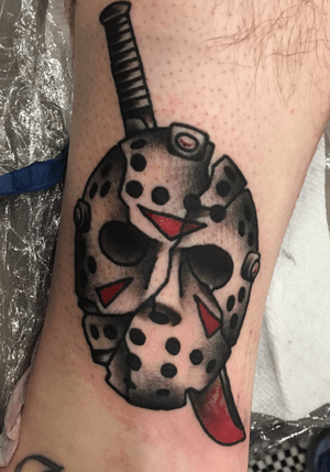 I'm always down for #horror tattoos! I did this #fridaythe13th #jasonvoorhees tattoo at the roc city tattoo convention last year, and loved it! Come get more!!! To book an appointment email me at patrickmurdough@yahoo.com #marigoldadornment #tattoo #tattoos #inked #montpeliervt #barrevt #montpelier #barre #waterbury #waterburyvt #middlesex #middlesexvt #northfieldvt #northfield #vermont #vermonttattooers #vermonttattooartist #vttattoo #802tattoo #802 #horrortattoo #fridaythe13thtattoo #jasonmask #jasonmasktattoo #hockeytattoo #killertattoo