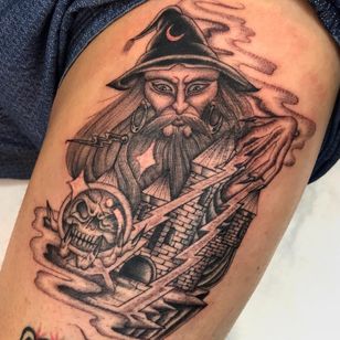 Tatuajes ilegales: Juan Diego Prieto #IllegalTattoos #JuanDiego #JuanDiegoPrieto #blackandgrey #fineline #Chicano #wizard #castle #crystalball #magic #skull #death