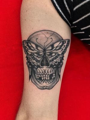 Illegal Tattoos: Juan Diego Prieto #IllegalTattoos #JuanDiego #JuanDiegoPrieto #blackandgrey #fineline #Chicano #skull #death #butterfly