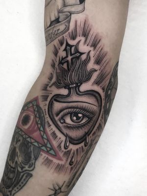Illegal Tattoos: Juan Diego Prieto #IllegalTattoos #JuanDiego #JuanDiegoPrieto #blackandgrey #fineline #Chicano #sacredheart #eye #fire #cross