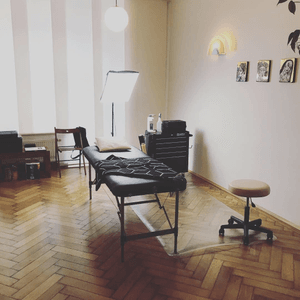 My new studio in Haidhausen, Munich! Taking appointments for every Saturday and Sunday, e-mail to hello@blackteatattoo.com Check out my Booking Details in my highlights.No walk-ins, only private safe appointments.