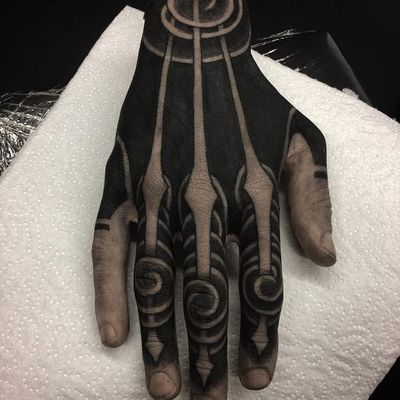 Tattoo by Gakkin #Gakkin #geometrictattoos #geometric #sacredgeometry#blackwork #spiral #wave #handtattoo