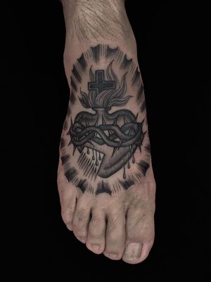 Illegal Tattoos: Juan Diego Prieto #IllegalTattoos #JuanDiego #JuanDiegoPrieto #blackandgrey #fineline #Chicano #sacredheart #thorns #fire #cross