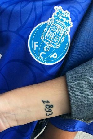 this is my first tattoo and it is the date of foundation of my club. means all the love I have for my club. the FC Porto is absolutely my life, is everything to me. {fc porto tatto}