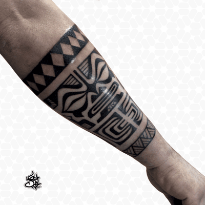 The Sym Tattoo on Instagram - #tribal #tribaltattoo #freehandtattoo #polynesian #polynesiantattoo 
