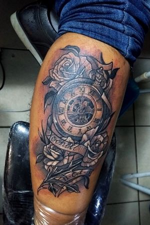 Reloj tattooRosas tattooBlack work