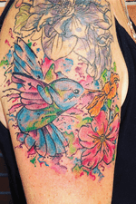 Abstract Watercolor Hummingbird #abstracttattoo #watercolortattoo #hummingbirdtattoo #floraltattoo 