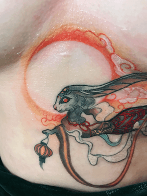 Tattoo by Momo tattooist. Wechat：Justtattoo02 Guangzhou Tattoo - #Justtattoo #GuangzhouTattoo #OriginalTattoo #TattooManuscript #TattooDesign #TattooFemaleTattooist #rabbit #rabbittattoo #chinesetattoo #moon #moontattoo #skytattoo #myth #mythtattoo #realism #realismtattoo 