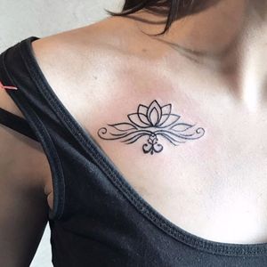 @tattooing_nature#tattooingnature #tattooistjayeon #korea #koreatattoo #flower #cat #geomatic #fineneedle #seoul #hongdae #iteawon #nature 