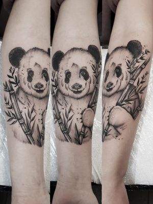  #kuro #kurotrash #tattoo #tattooing #tattoos #tattooed #tattooer #black #blackandwhite #blackwork #blackworkers #ink #inked #darkartists #darkart #onlythedarkest #blackarts #blackink #dotwork #tattooart #tattooartist #vienna #wien #sketch #graphicdesign #blackandwhite #panda #bamboo #blacktattoo #inkstagram 