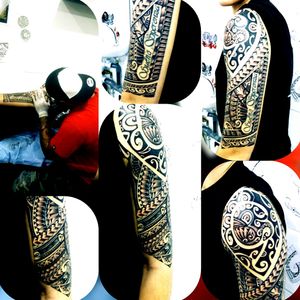 Polynesian Tatau 🗿🌺#tatau #tattoo #tatouage #tattooink #tattoolove #tattoolife #tatouage #tattooart  #tattooartist #polynesiantattoo #polynesiantatau #ink #inked #inkedup #ohana #ohanatattooshop #thononlesbains #thonon #borabora #tahiti #raiatea  #honu #hautesavoie #culture #passion #art #artist #signification 