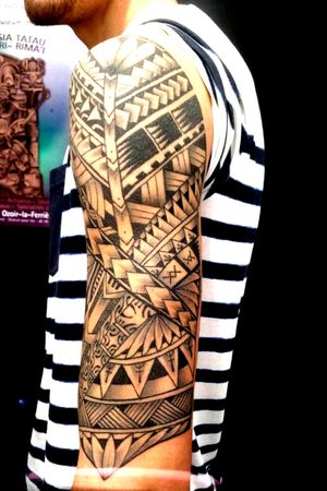 Polynésian Tatau 🗿 #inked #ink #inkup #tattoo #tatau #tattoolove #tattoolife #tatouage #ohanatattooshop #ohana #needle #PolynesianTattoos #polynesiantattoo #polynesian #art #arttattoo #culture #signification #tahiti #borabora #raiatea #thonon #hautesavoie #74 #thononlesbains 