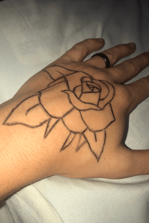 Made this stincil and am just about ready to tattoo my own hand