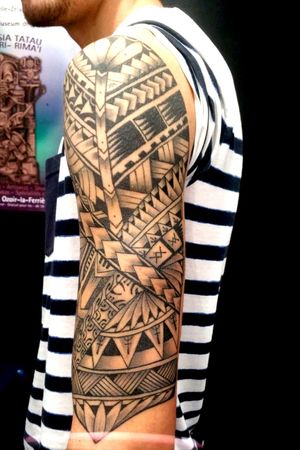 Polynesian Tatau 🗿🌺#tattoo #tattooink #tattooart #tattooartist #tatau #tatouage #polynesiantattoo #tatautattoo  #polynesiantatau #needle #ink #inked #inkedup #inkmen #tahiti #borabora #raiatea  #thonon #thononlesbains #hautesavoie  
