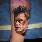Tattoo by Nikko Hurtado #NikkoHurtado #movietattoos #movies #famous #actors #realism #realistic #hyperrealism #bradpitt #portrait #fightclub