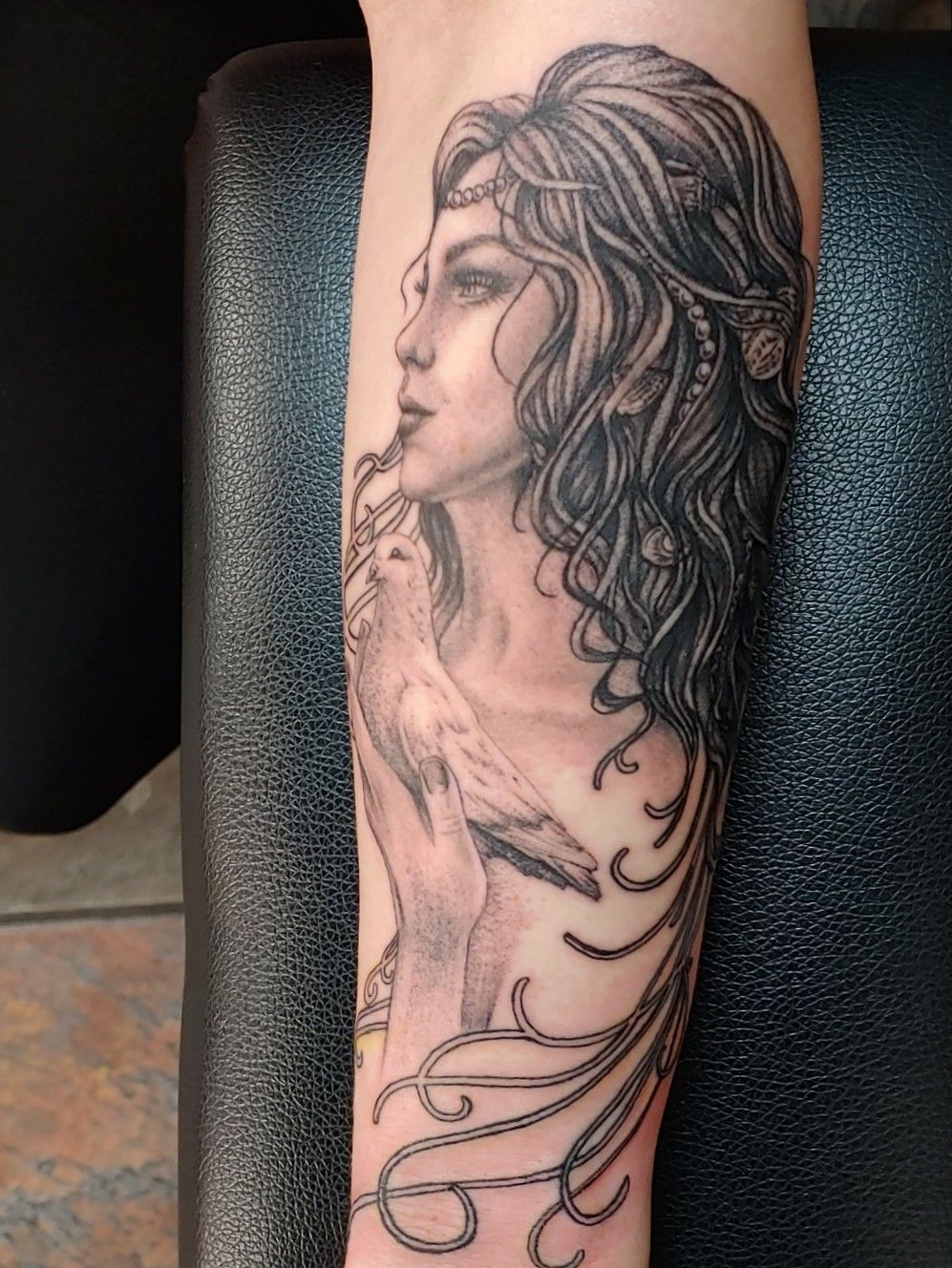 Aphrodite Goddess Of Love Tattoo  TATTOOGOTO