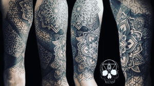 Tattoo by Cova Tattoo Studio