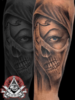 Realism’s woman hand skull tattoo ๐ ๐ ๐ For more information and appointments please feel free to contact us. 248/3 Phangmeung sai kor road ,Patong, Kathu, Phuket 83150 Tel. (+66)095-419 5636 (+66)093-791 4653 (+66)099-365-6643 for English speaker http://www.blessyoutattoostudio.com/ https://www.facebook.com/pages/Bless-You-Tattoo-Studio/1283563375012418