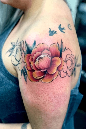 Beautiful peony flower piece in process. 🌺🌸🌹✍🏻•••••••••••••••••••••••••••••••••••••#flowertattoo#flowers#realistic#realistictattoo#traditionaltattoo#neotraditional#neotraditionaltattoo#colortattoo#peony#artistoninstagram#skinartmag#blackandwhite#blackandgreytattoo#tattoo#tattoos#instatattoo#tattoolife#bodyart#tattooed#amsterdamtattoo#bulgaria#inked#inkedup#tattooideas#tattooart#tattoolove#tattoomodel#tattooedgirls#tattoodesign#tattoogirl