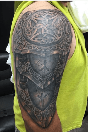 Vikin armor by Kenny Curtis
