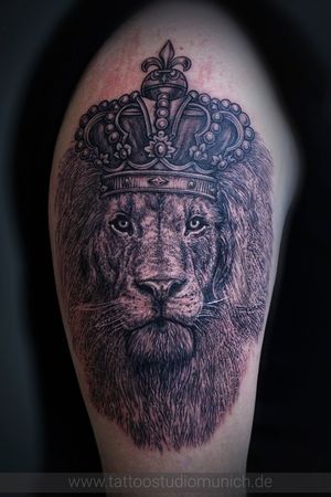 Tattoo by Tattoo Studio Munich