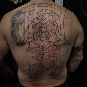 Start of back piece #backpiece #tattoo #backtattoo #skull #bigasfuck #neotrad #neotraditionaltattoos #big #linework 