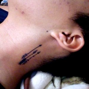 tatuajes en el cuello' in Tattoos • Search in + Tattoos Now • Tattoodo