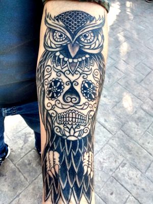 #tattooart  #cicatrizado #buhoblackandgrey #blackAndWhite #skulltattoo #mexicantattoo #mexicanskulls #bybeellalutattoois en #beefreetattoo #traditionaltattoo 