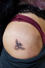 Black and Gray bumblebee done by Wolf. @wolftattoos216 #bumblebee #cleveland #blackandgrey #tinytattoo 