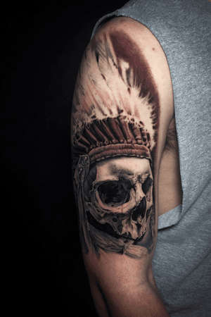 Recently completed headress and skull. Some fresh, some healed. Thanks for looking! #blackandgrey #TattooSleeve #skulltattoo #indian #tatted #austintexas 